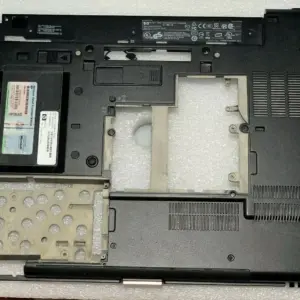 bottom case cover for laptop HP EliteBook 8530p 495082-001 ( Used )