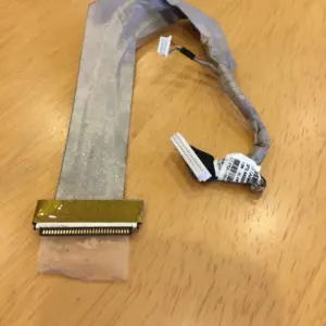 HP 6710b LCD Screen Video Display Cable for HP Compaq Laptop 446896-001 ( Used )